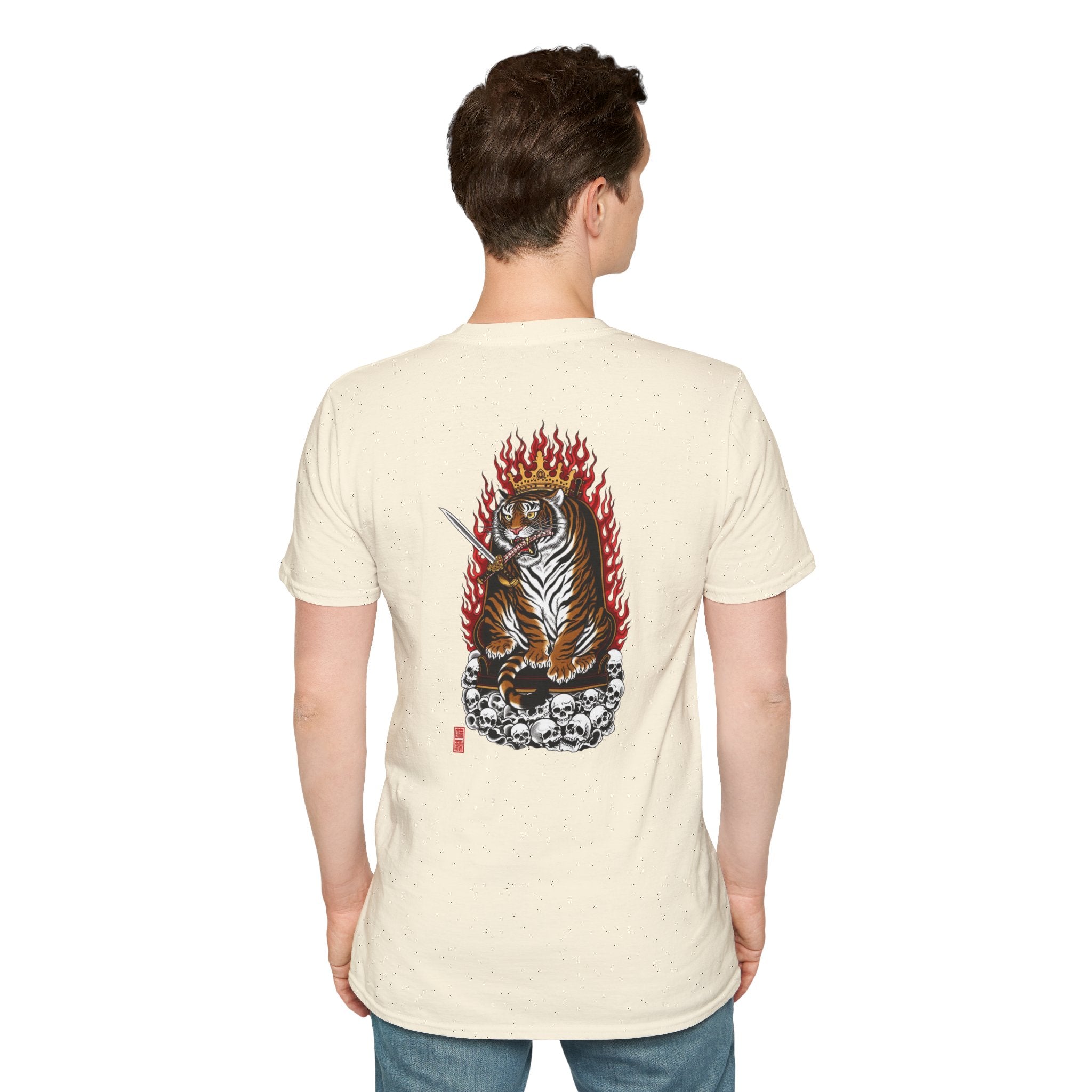 Minimal Logo T‑Shirt — Small Chest Emblem Casual Tee
