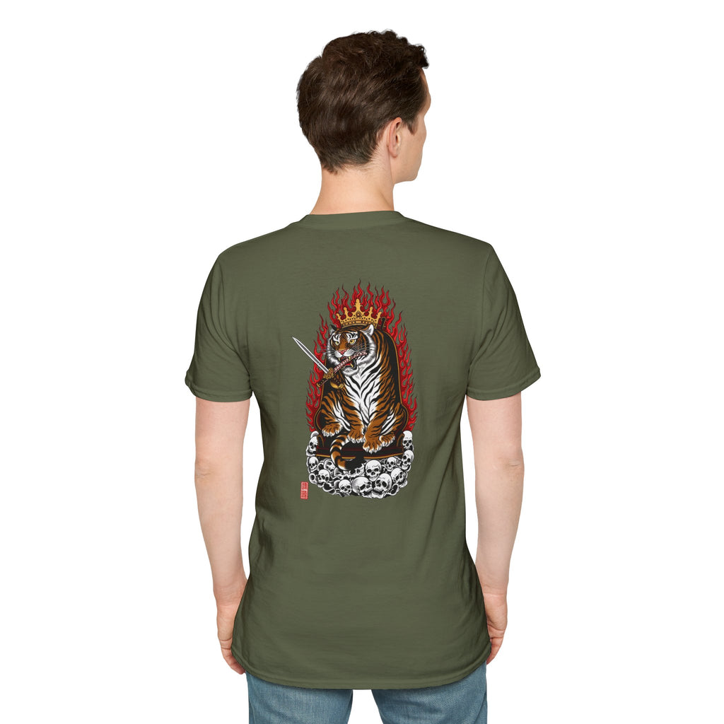 Minimal Logo T‑Shirt — Small Chest Emblem Casual Tee