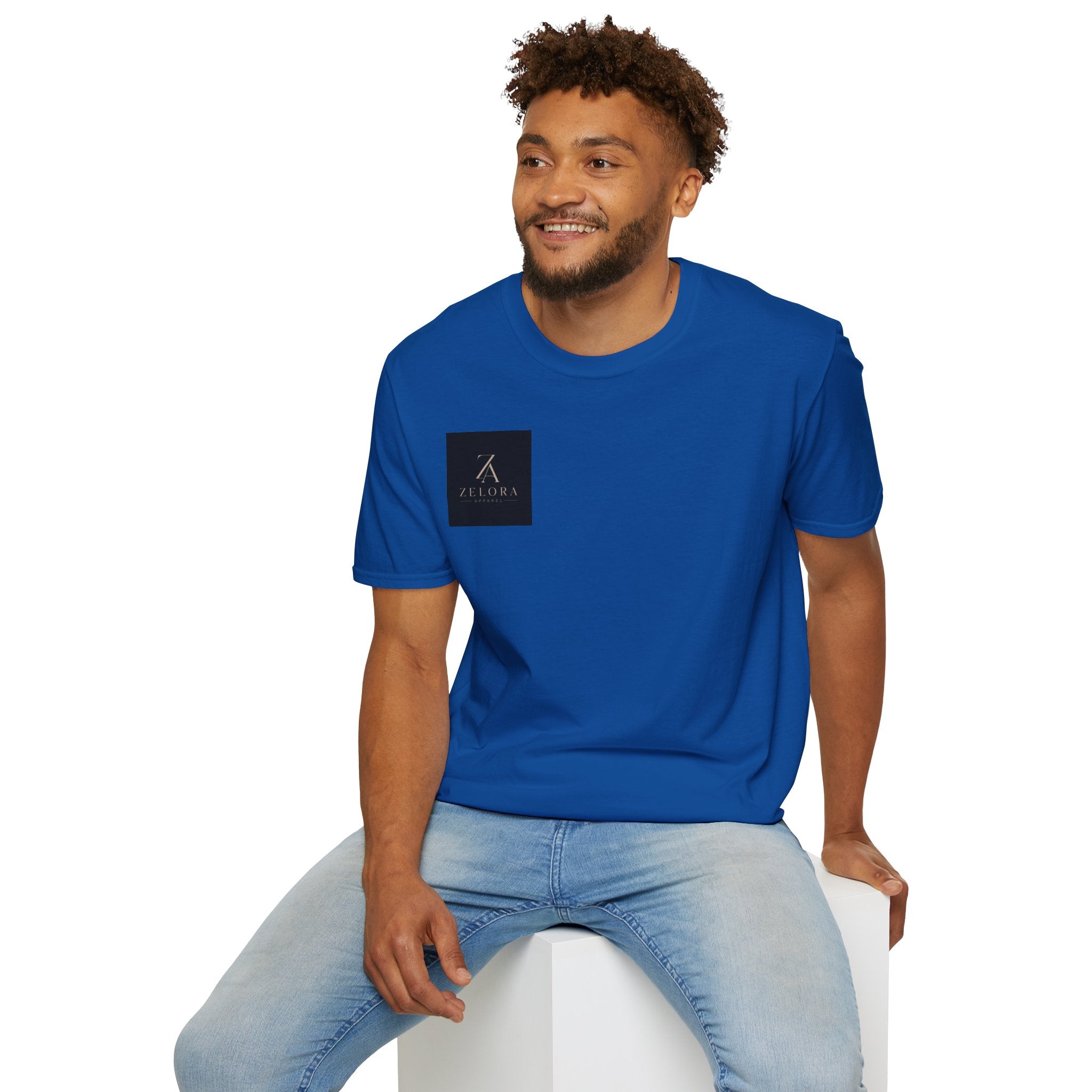 Minimal Logo T‑Shirt — Small Chest Emblem Casual Tee
